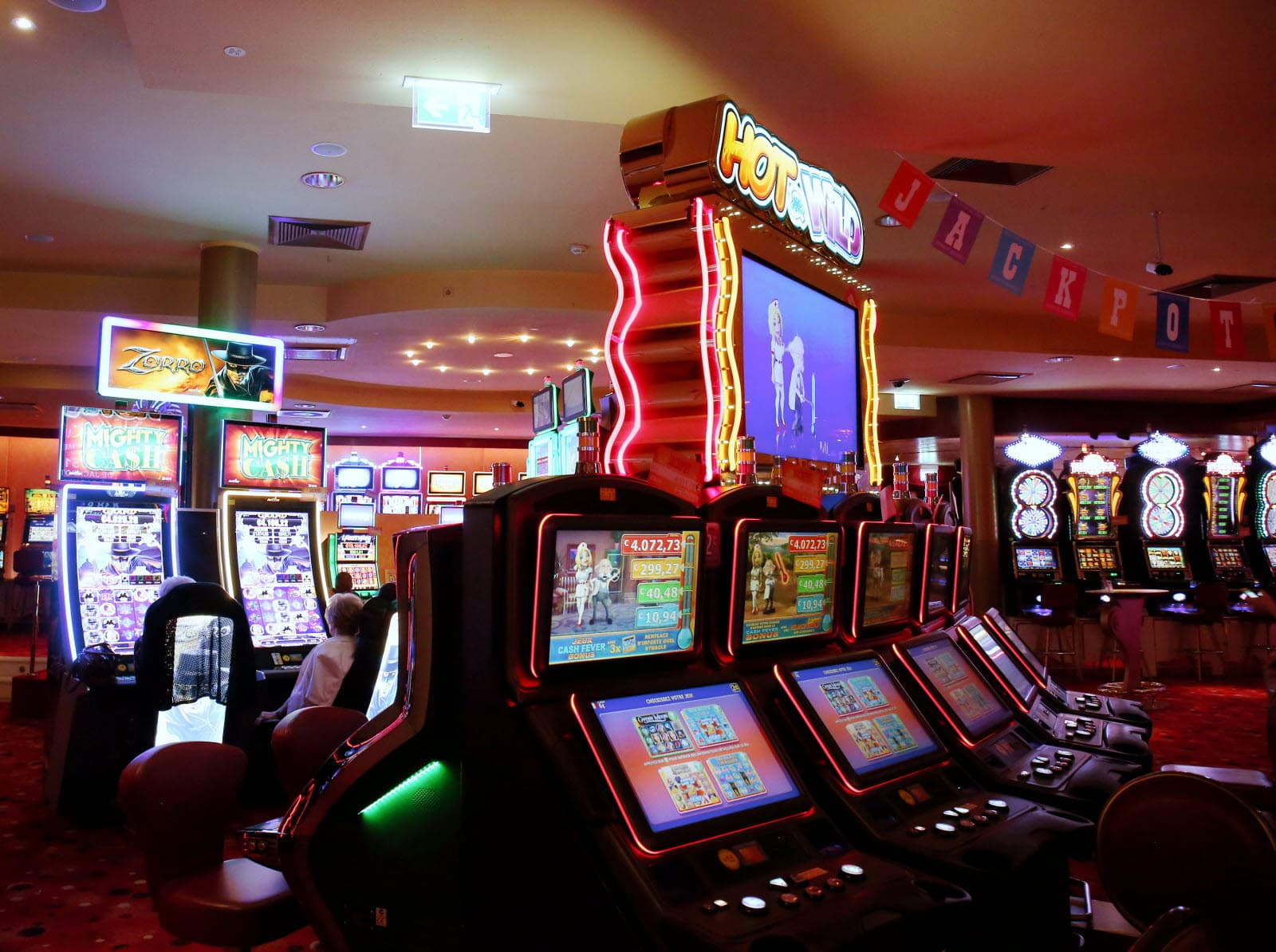 Offside Bar: Sport, design and conviviality at Casino 2000 - 4