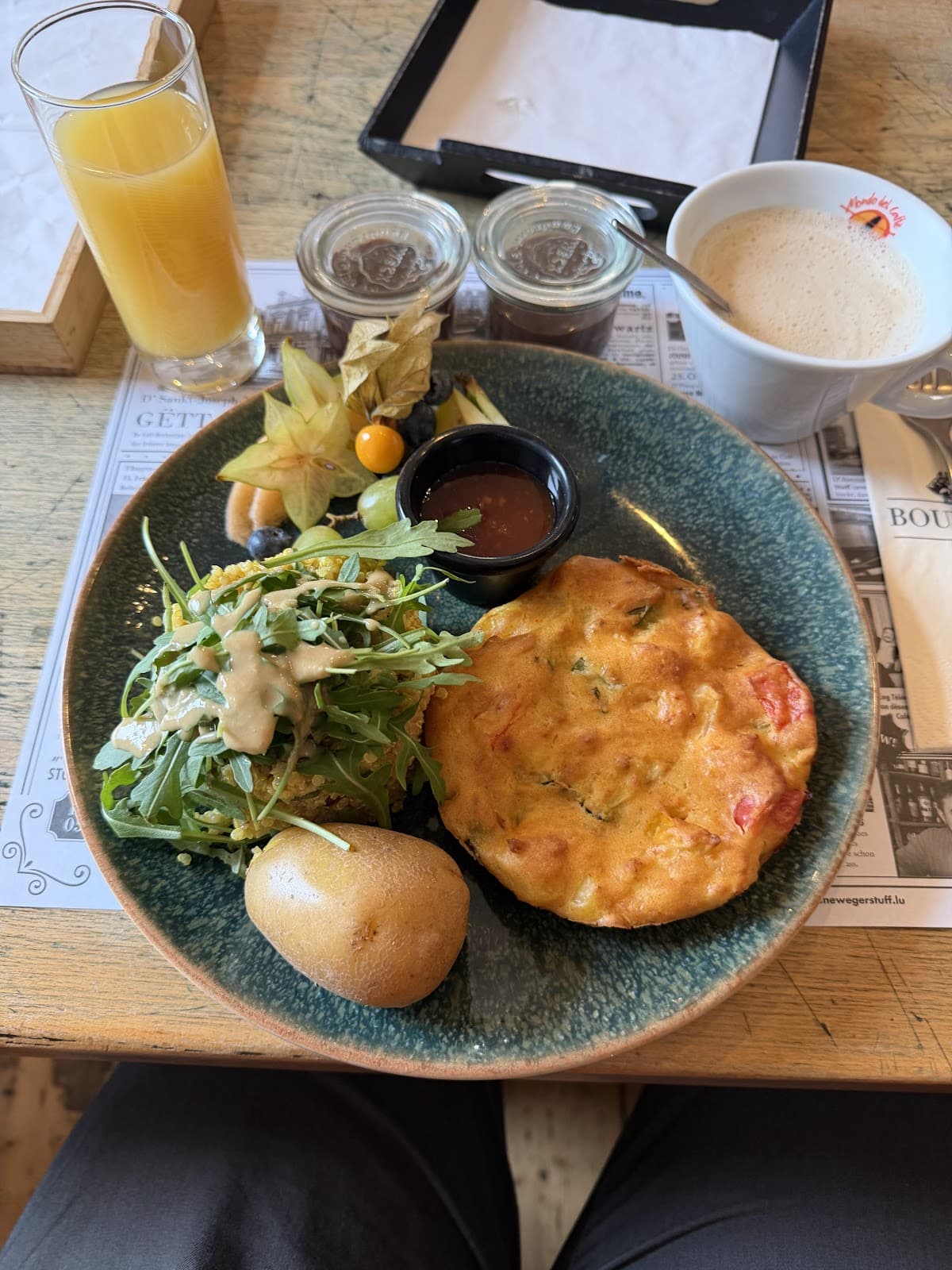 For a casual lunch - 8