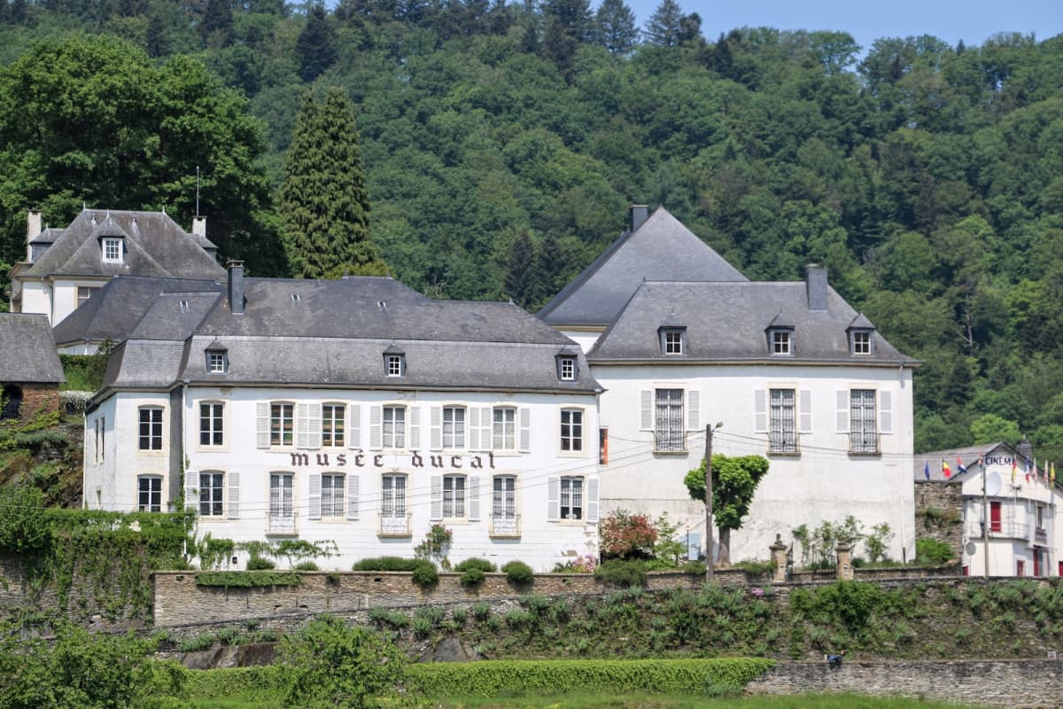 Living in a castle - 2