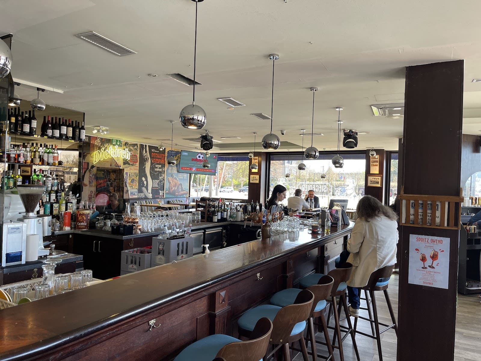 The local bistro - 4