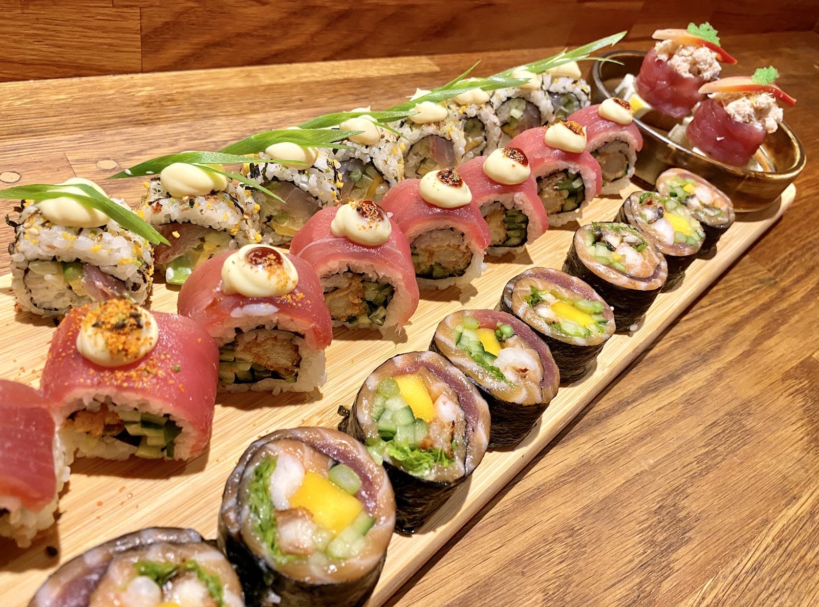 Relax and Cozy Sushis - 3
