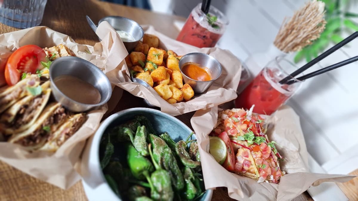 Tapas, Tacos, Tropico - 5