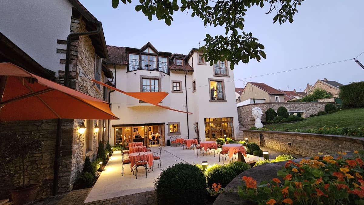 Auberge Saint-Walfrid, table étoilée au bord de la Sarre - 10