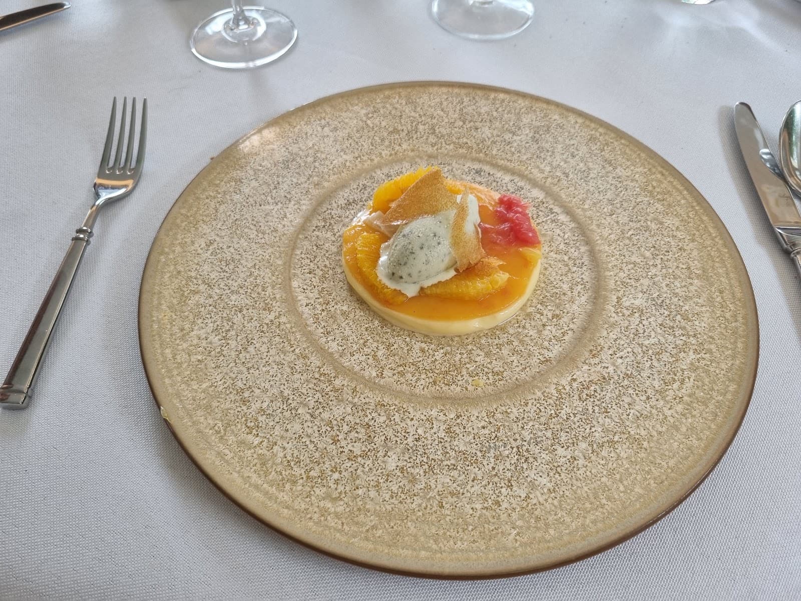 Chez Michèle, a Michelin-starred restaurant in the heart of the Étangs region - 6