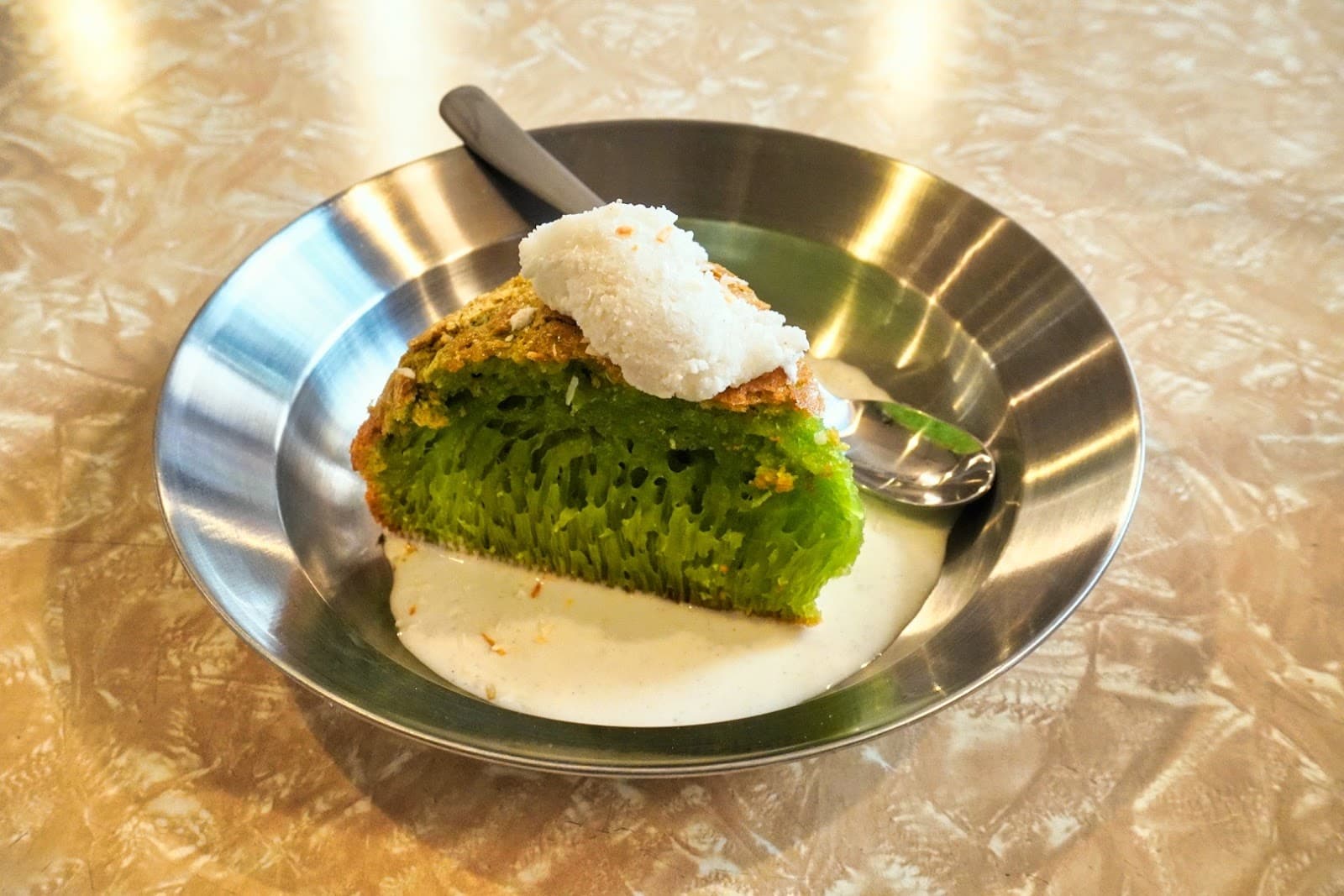 Nam Cà Phê , café vietnamien et banh mi à Luxembourg - 6