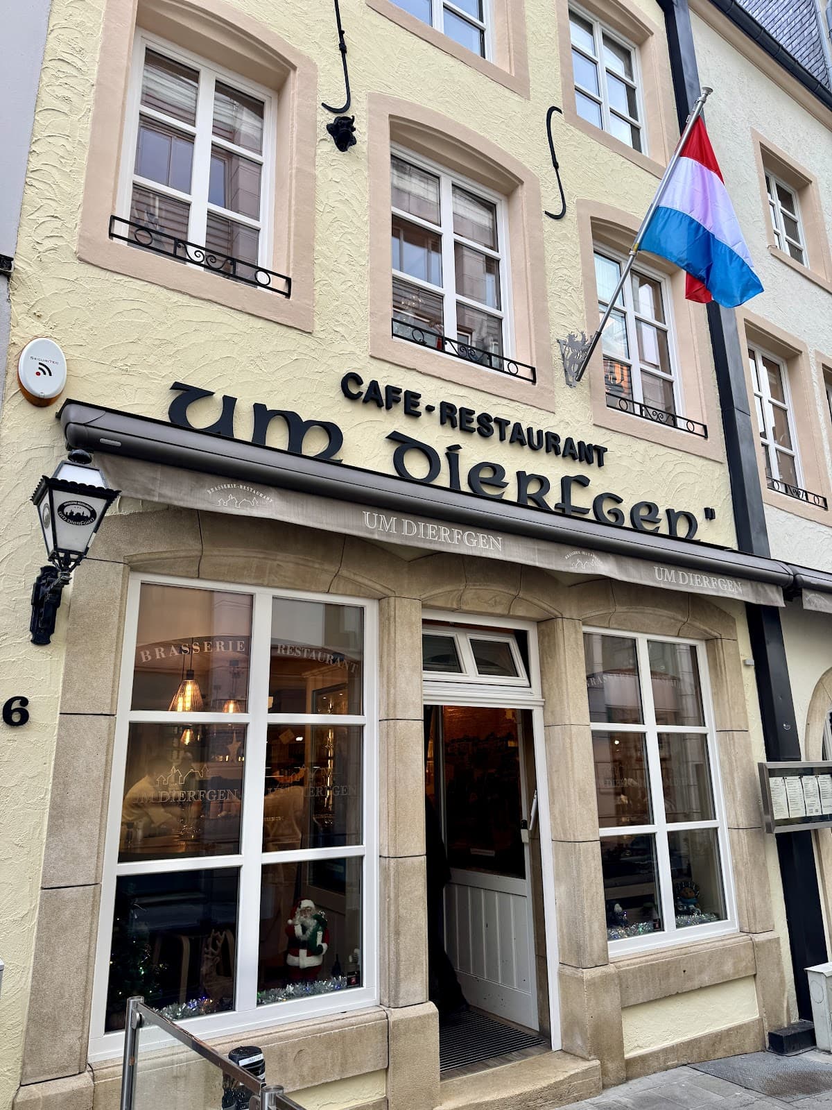 100% Luxemburgish - 8