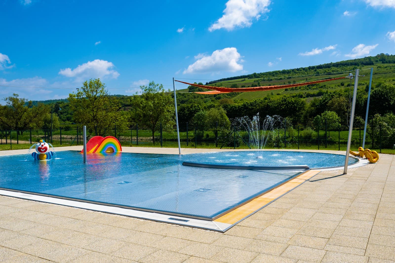 Baignade au milieu des domaines viticoles à Grevenmacher - 11