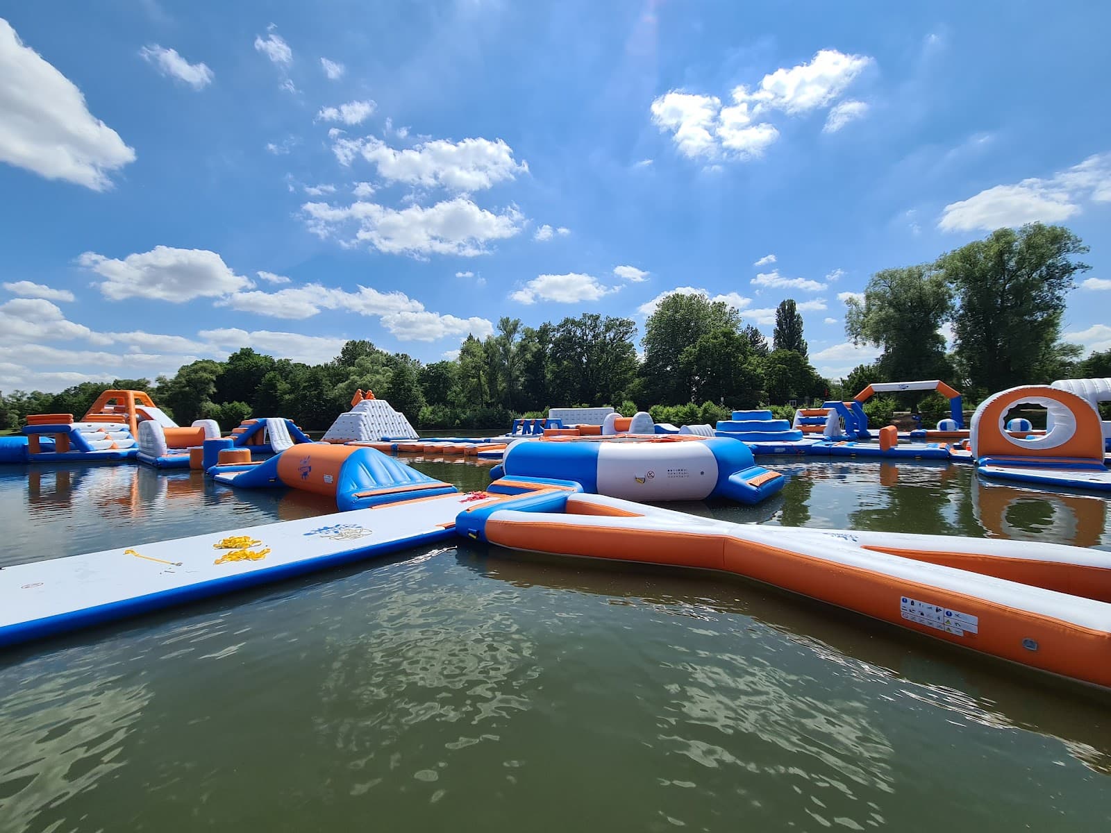 Moselle Wake Park & Crazy Splash: water games to try - 2