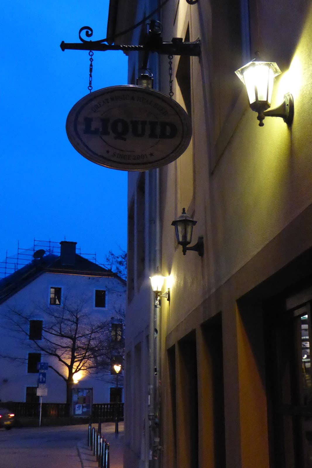 Liquid Bar: Live Music in Grund - 5