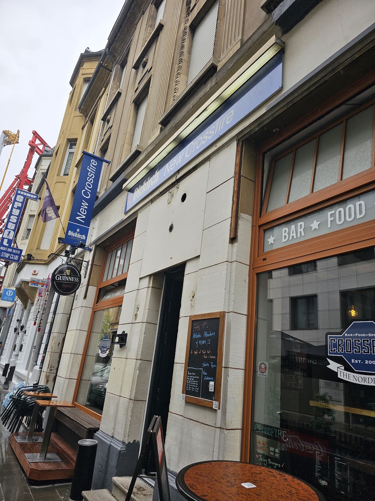 Burgers, beers and sport! - 8