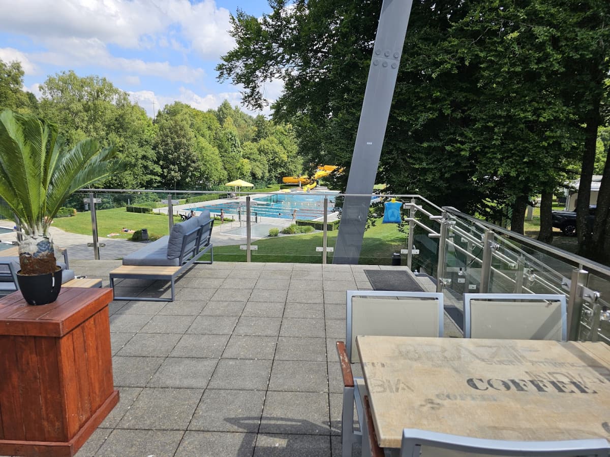 Piscine extérieure chauffée à Troisvierges - 7