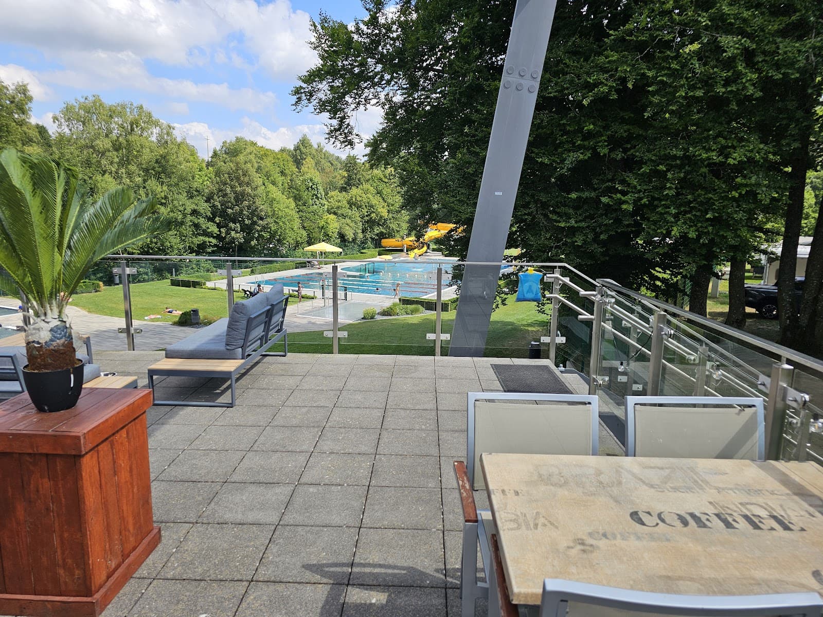 Piscine extérieure chauffée à Troisvierges - 7