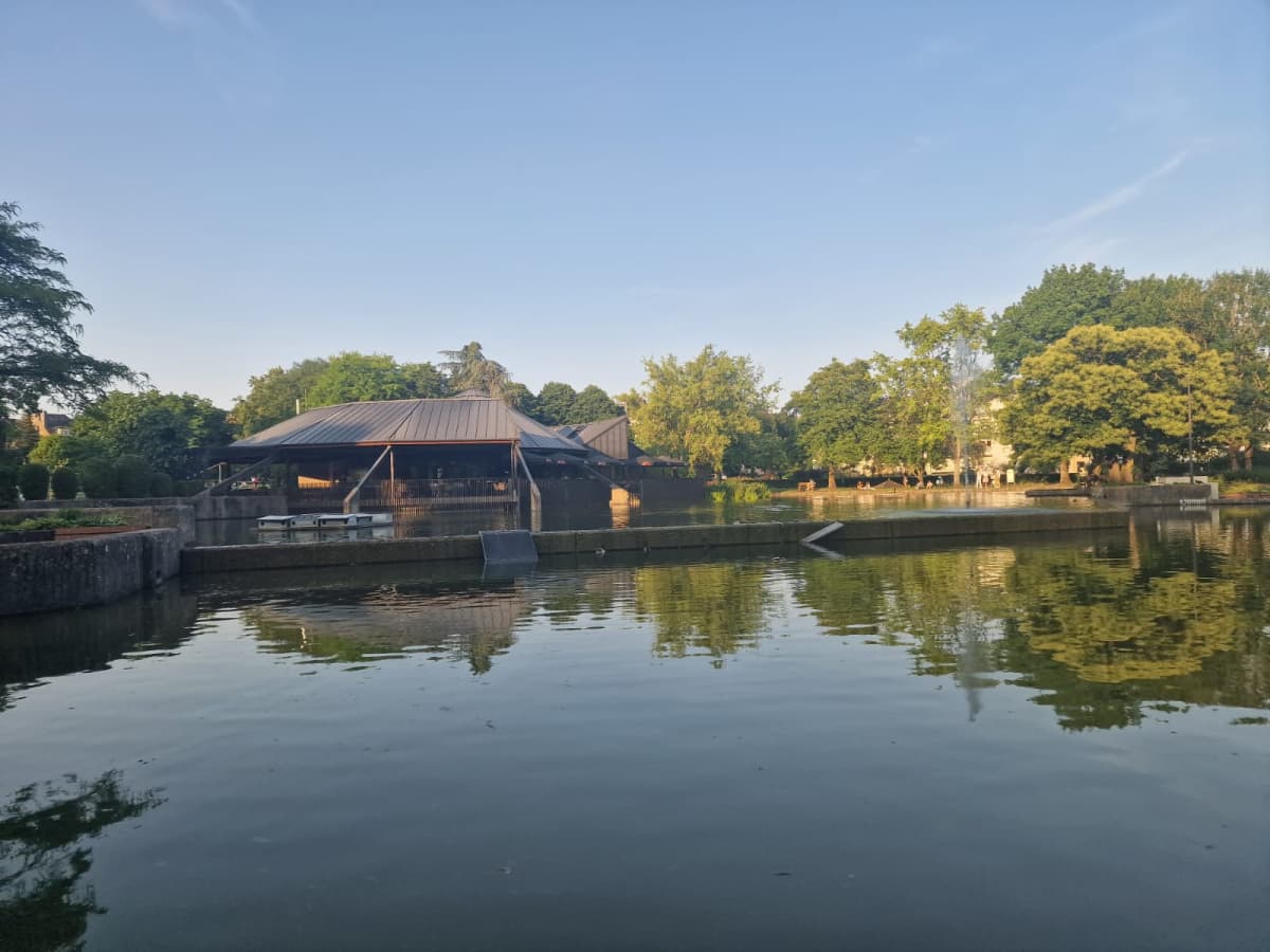 Le Pavillon, restaurant by the water in the Parc de Merl - 6