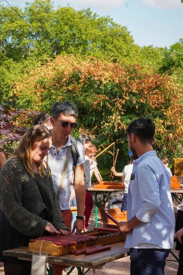 Espace détente et jeux - Fêtes de la Mirabelle 2026