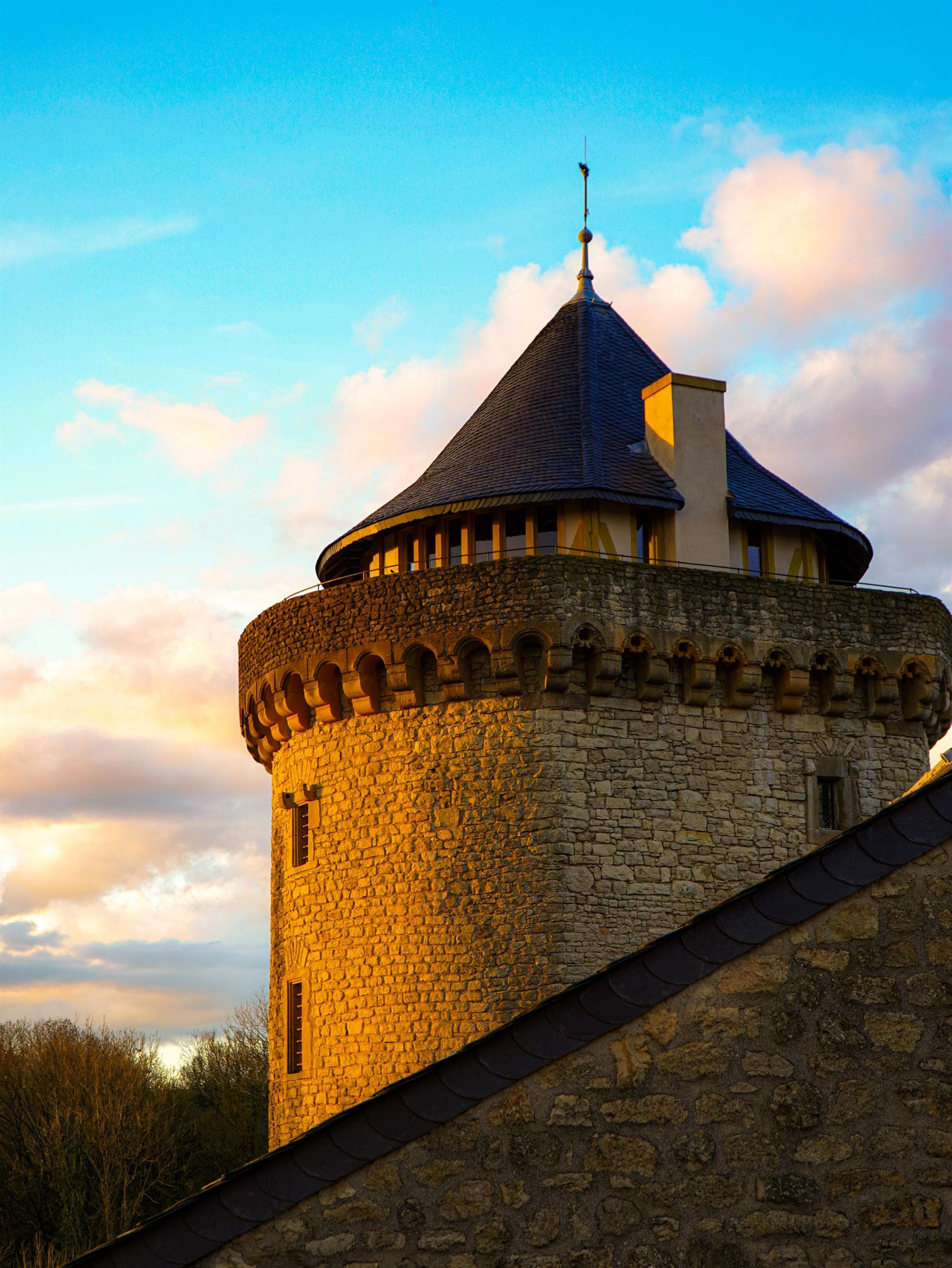 A Summer at Malbrouck - Afternoon "A Polymorphic Castle"