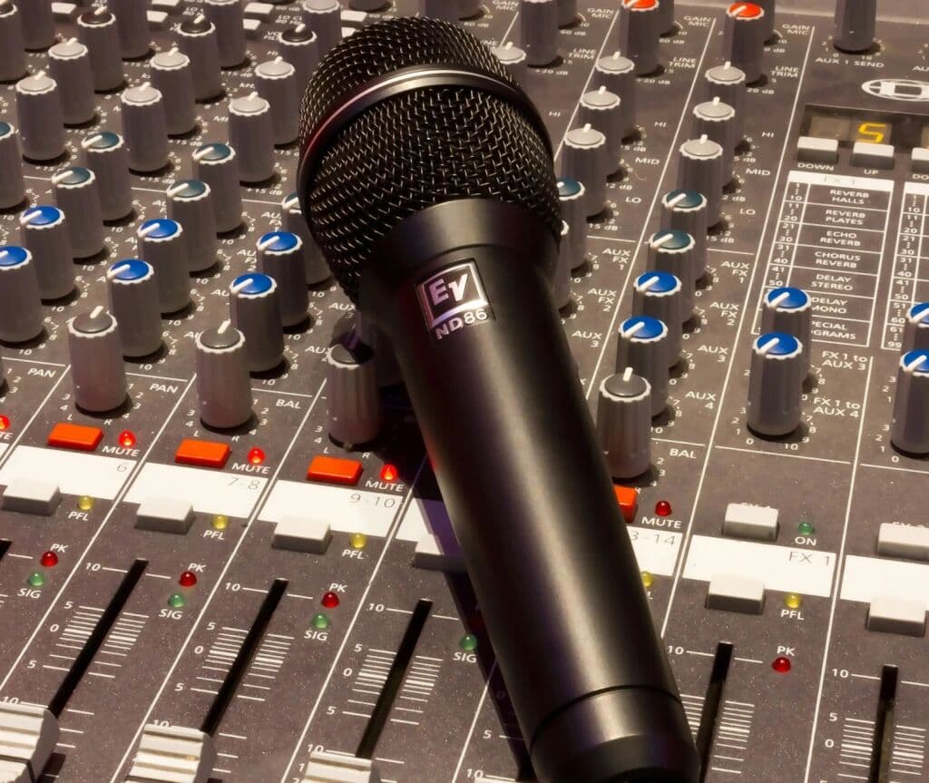 BAM MUSIK FABRIK