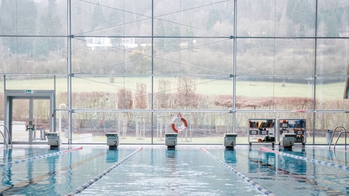 Syrdall is the Holy Grail: indoor and outdoor swimming pool - 2