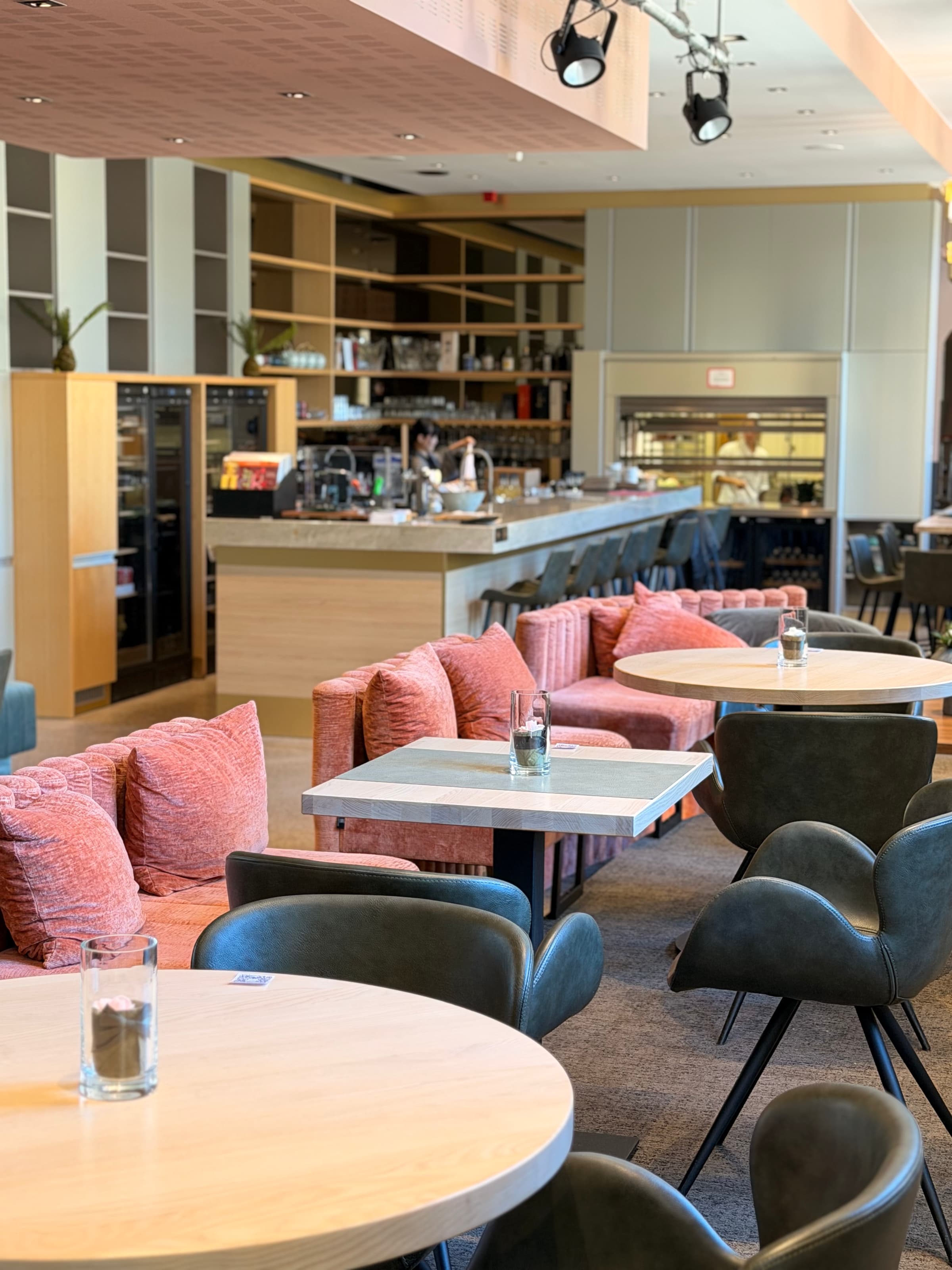 Japanese restaurant, café and listening bar: SEOTO in Luxembourg - 2