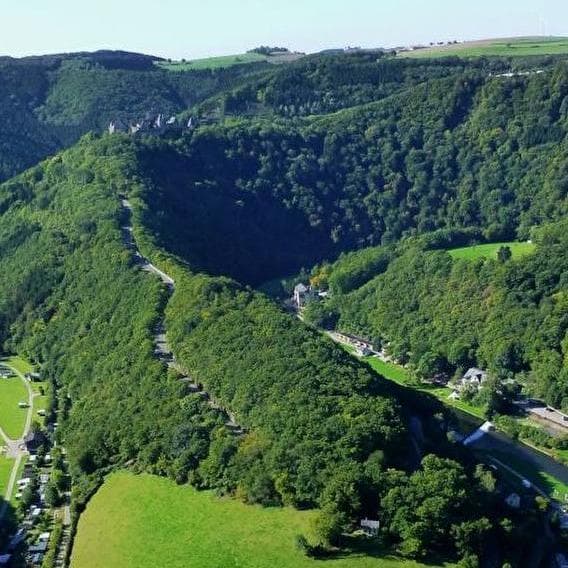 Cross the Ardennes!