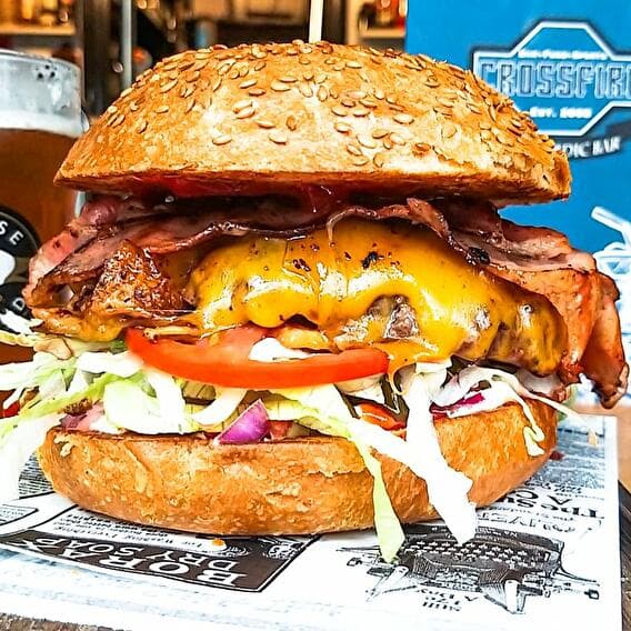 Burgers, beers and sport! - 1
