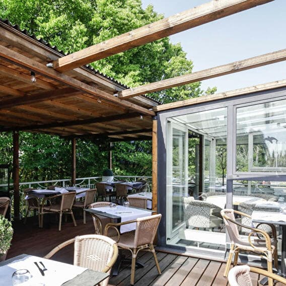 Lunch or dinner in the heart of nature - 1