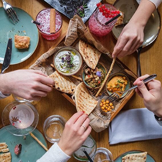 Gastronomic trip to Santorini