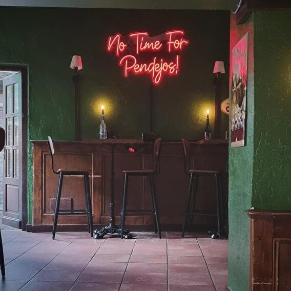Liquid Bar: Live Music in Grund - 1
