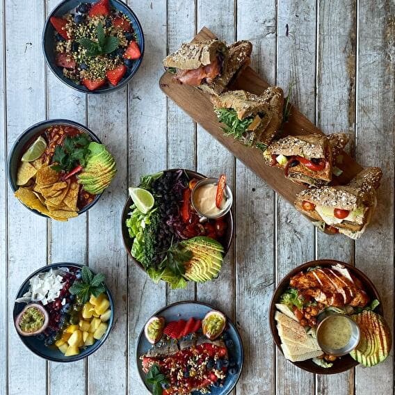 A cool spot for a healthy lunch? - 1