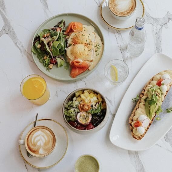 A brunch that sees double! - 1