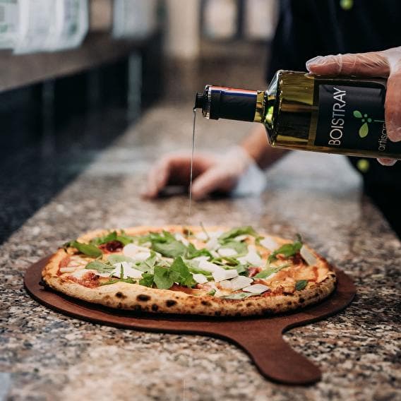 Bold pizzas