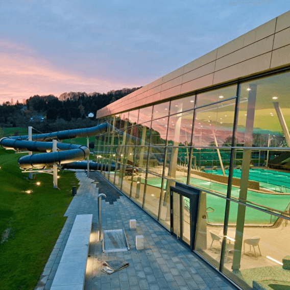 Syrdall is the Holy Grail: indoor and outdoor swimming pool - 1