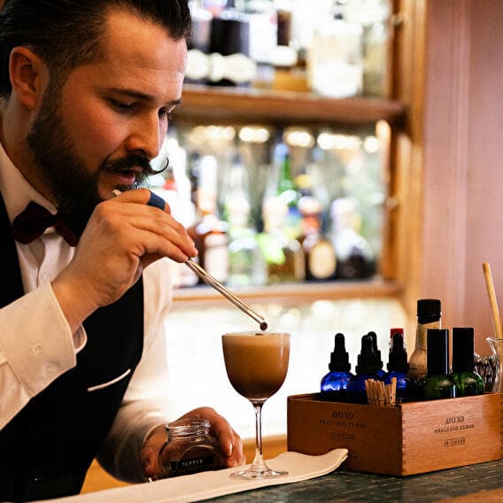 A bar from another time - 1