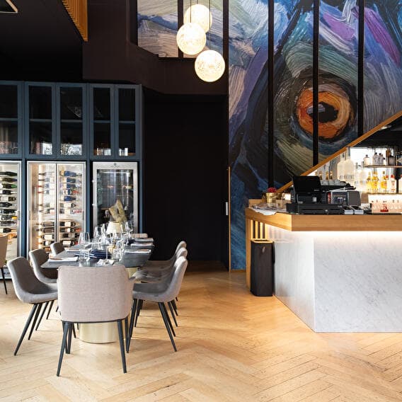 Azur restaurant: French cuisine and slow-cooked dishes - 1