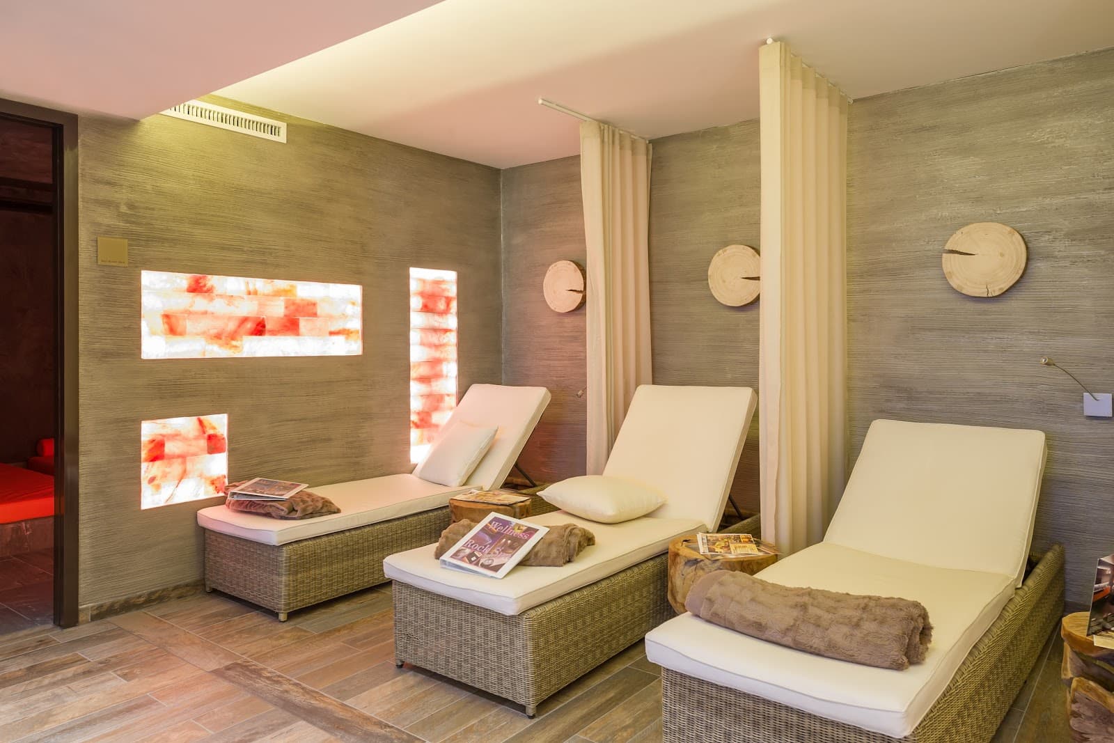 Rock Spa: the wellness space carved into the rock - 7