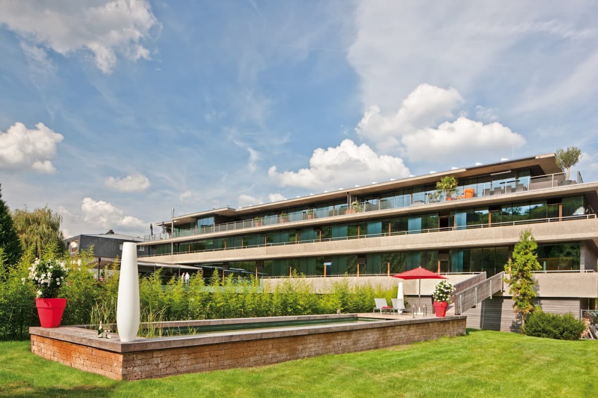 Hôtel-Restaurant de l'Écluse: view over the vineyards and the Moselle - 9