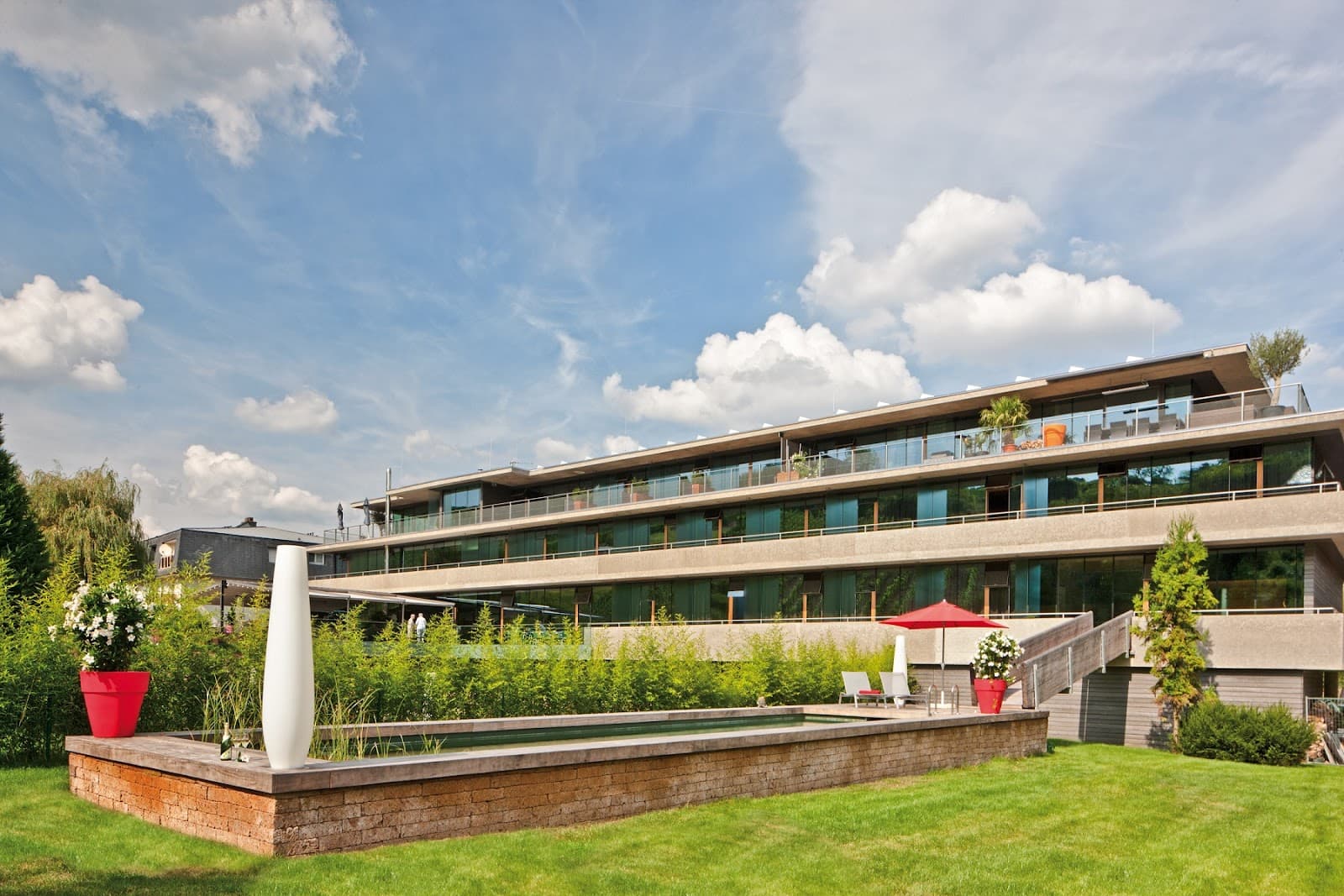 Hôtel-Restaurant de l'Écluse: view over the vineyards and the Moselle - 9
