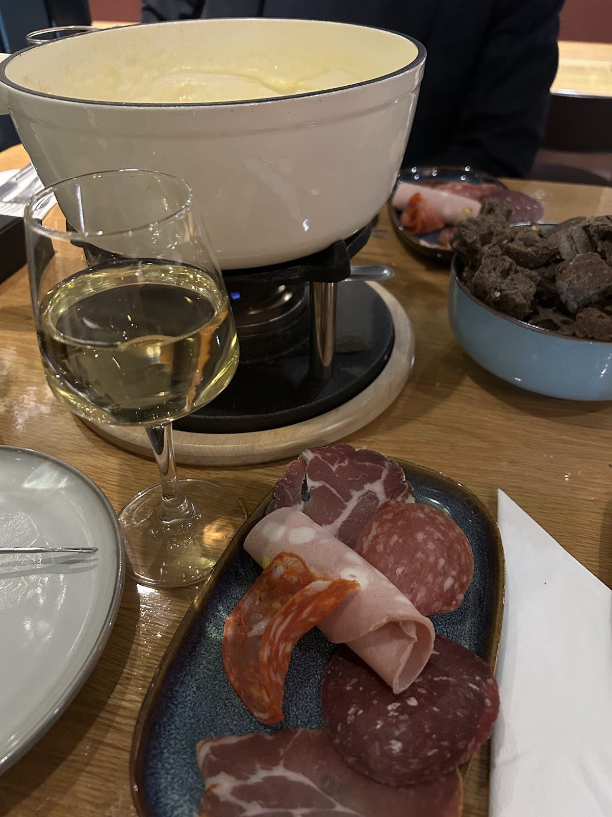La Cave à Manger: lunch and sharing platters - 4