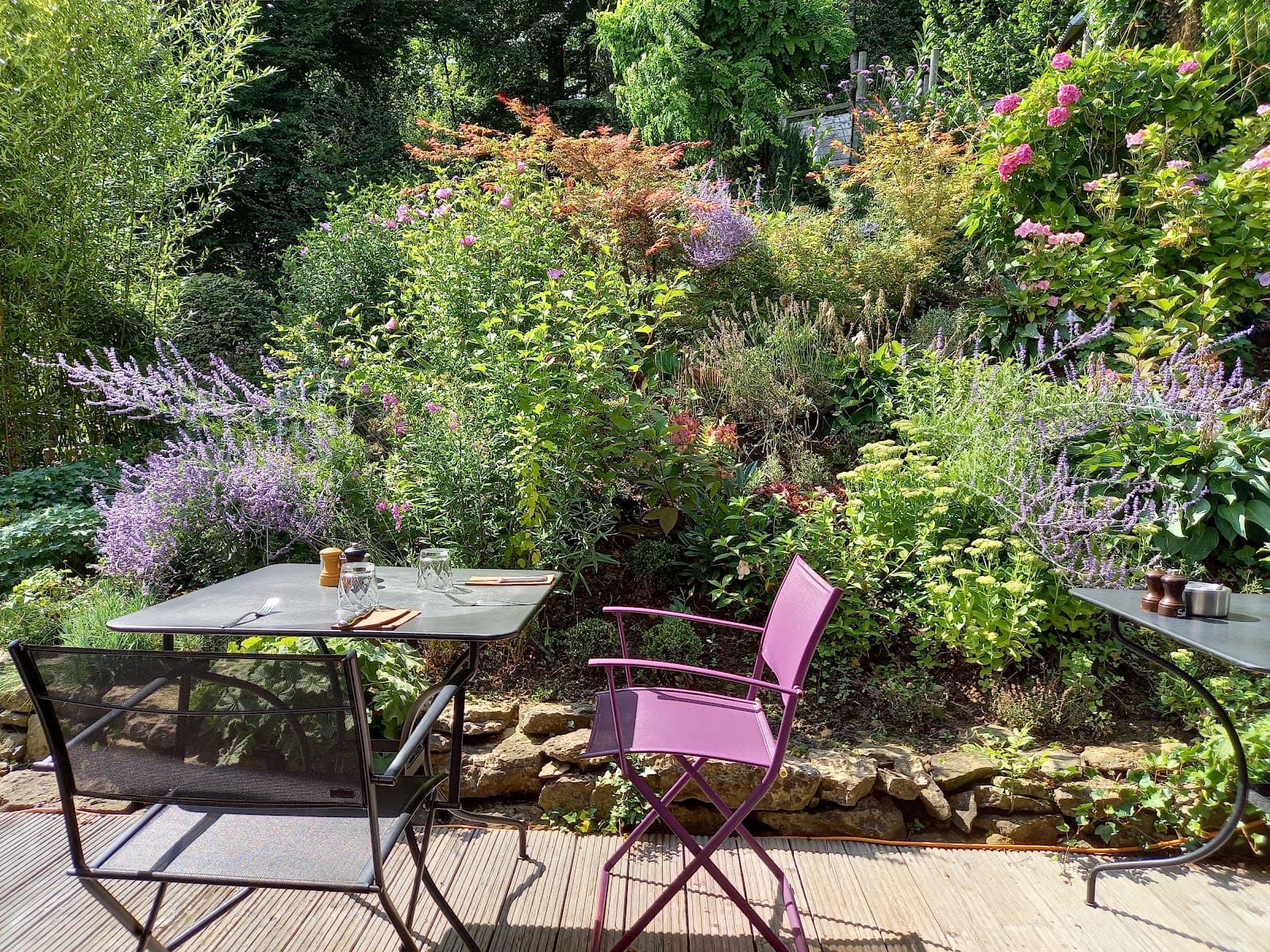 Isolated and cozy terrace - 2