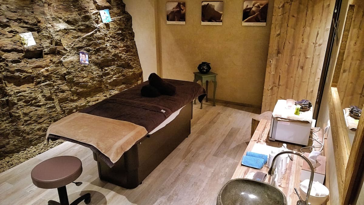 Rock Spa: the wellness space carved into the rock - 4