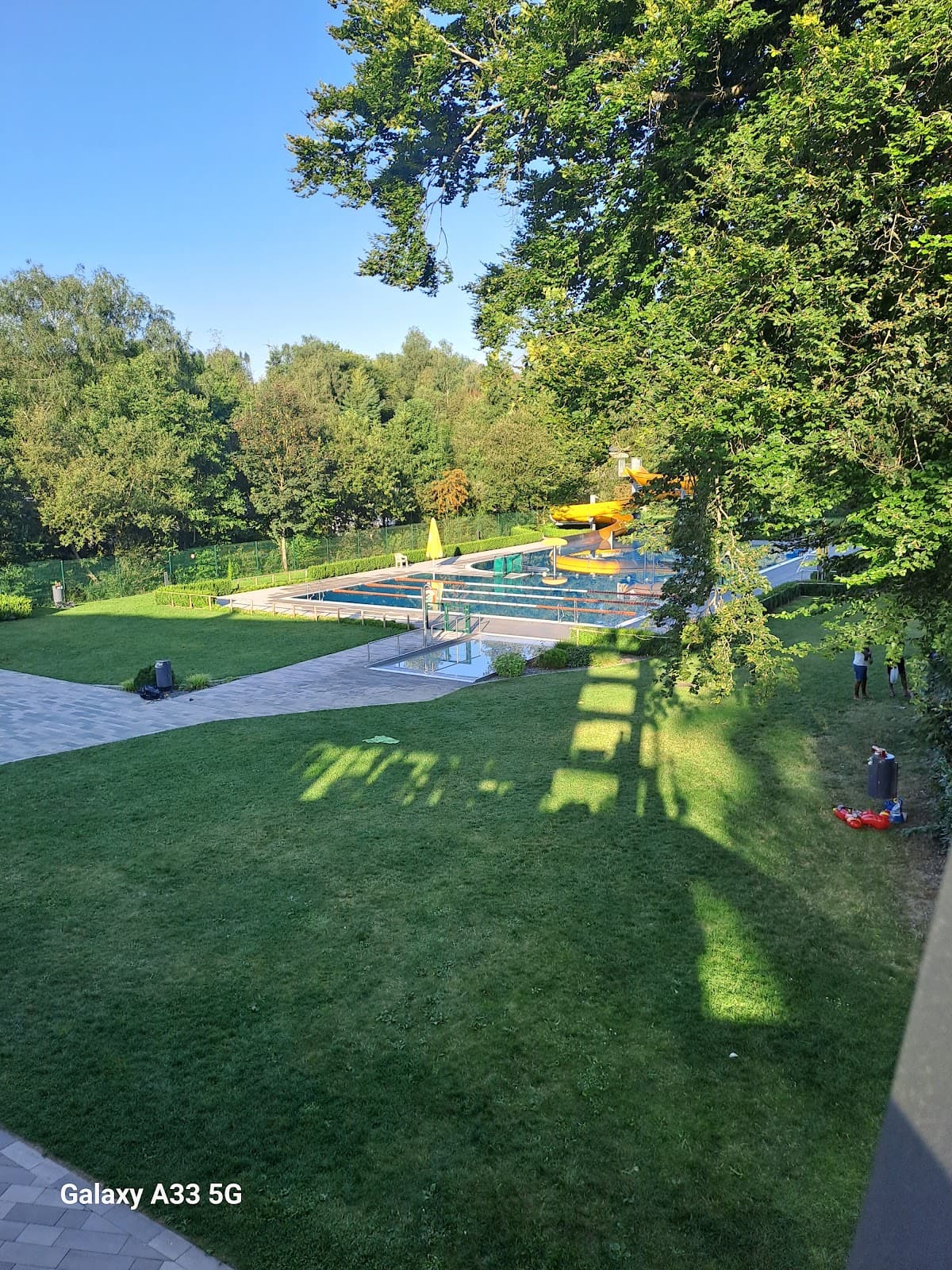 Heated outdoor swimming pool in Troisvierges - 4