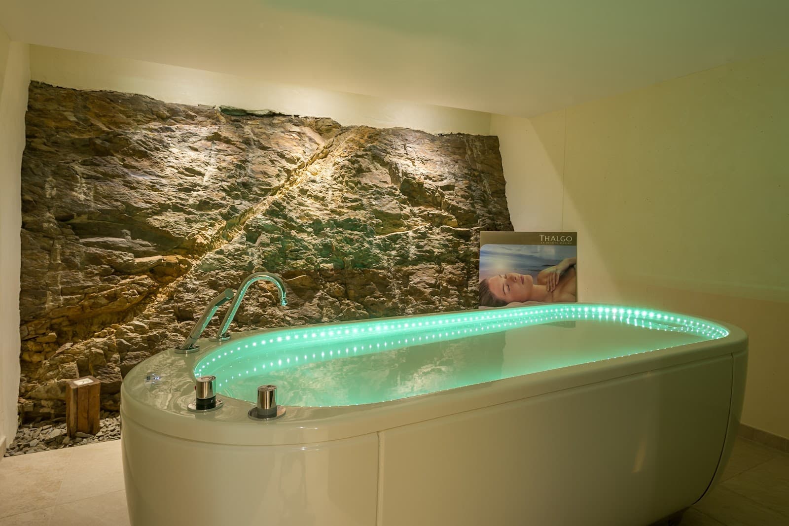 Rock Spa: the wellness space carved into the rock - 2