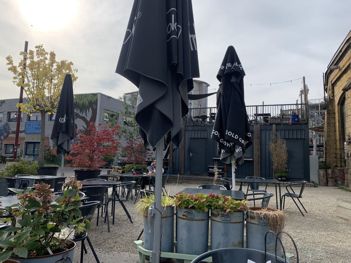 La Buvette des Rotondes: the liveliest spot in the Gare district - 5
