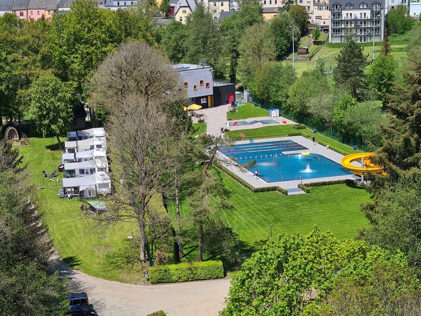 Heated outdoor swimming pool in Troisvierges - 6