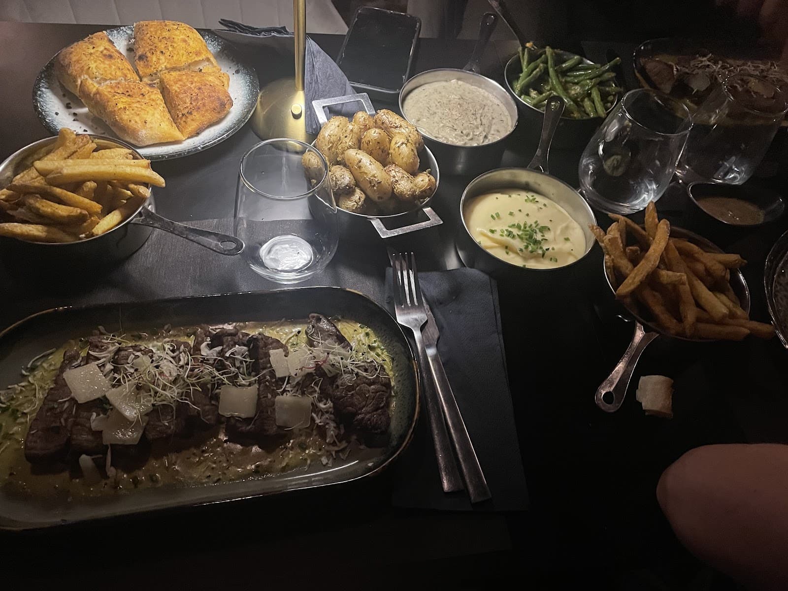 Le Gloria : restaurant, piscine et terrasse, le spot estival idéal à Metz - 4