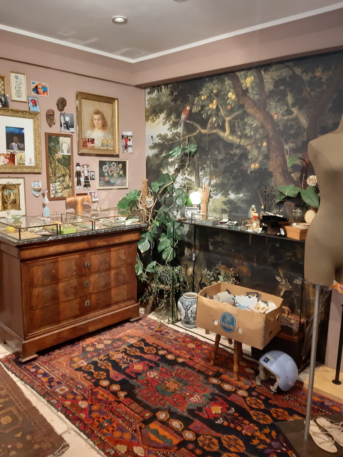 A cutie vintage shop ! - 9