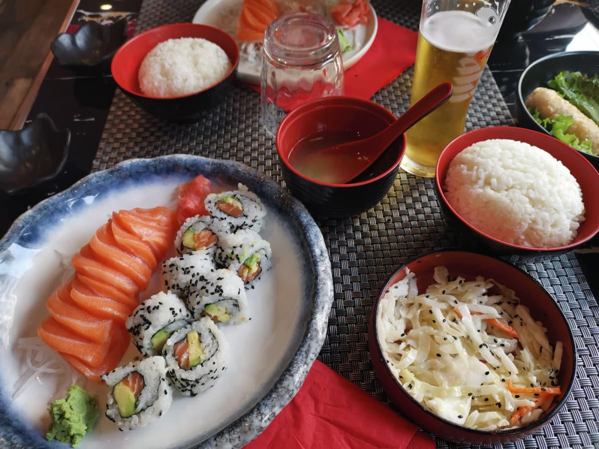 Sushi and more sushi - 3
