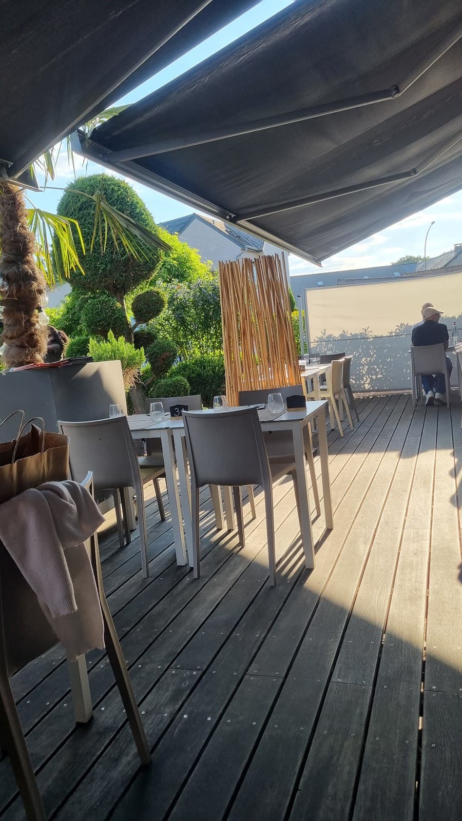 A small restaurant surrounded by greenery - 10
