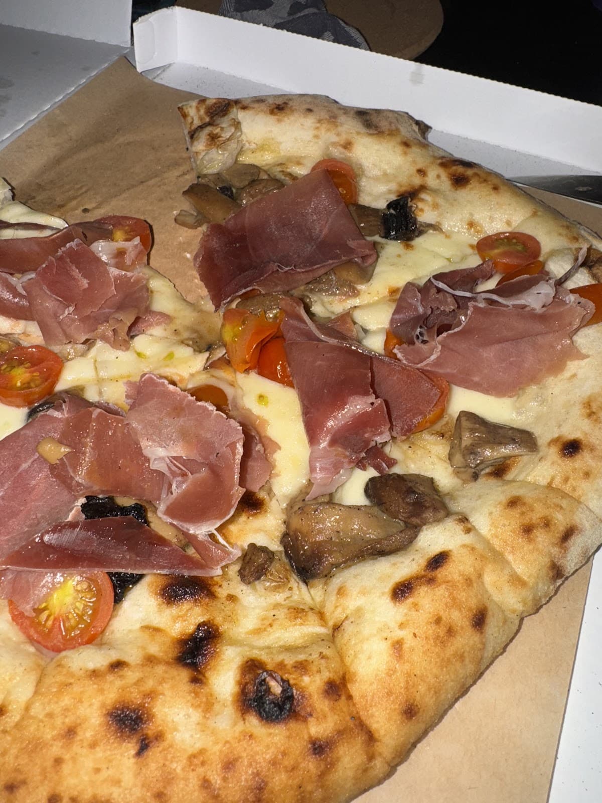 In the top 50 best pizzas in Europe - 5