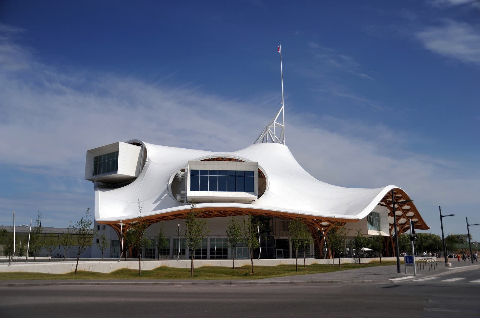 C'est quoi ce bâtiment atypique ? - 8