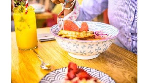 Healthy & Local during your shopping! - 3